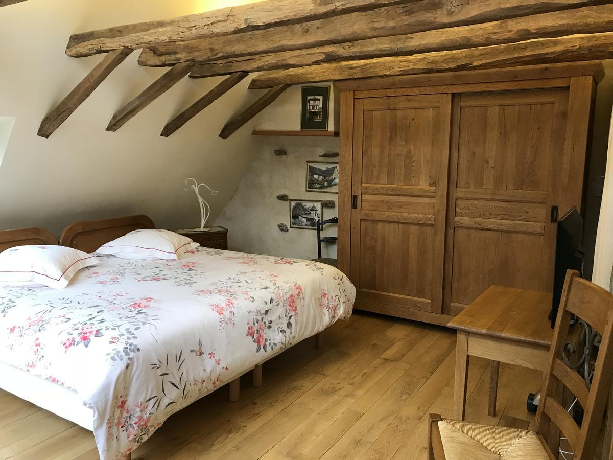 Portail Haut Bed & Breakfast Previnquieres Bagian luar foto
